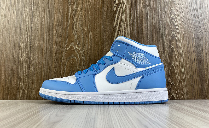Air Jordans 1 Retro Mid University Blue