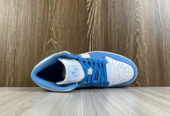 Air Jordans 1 Retro Mid University Blue