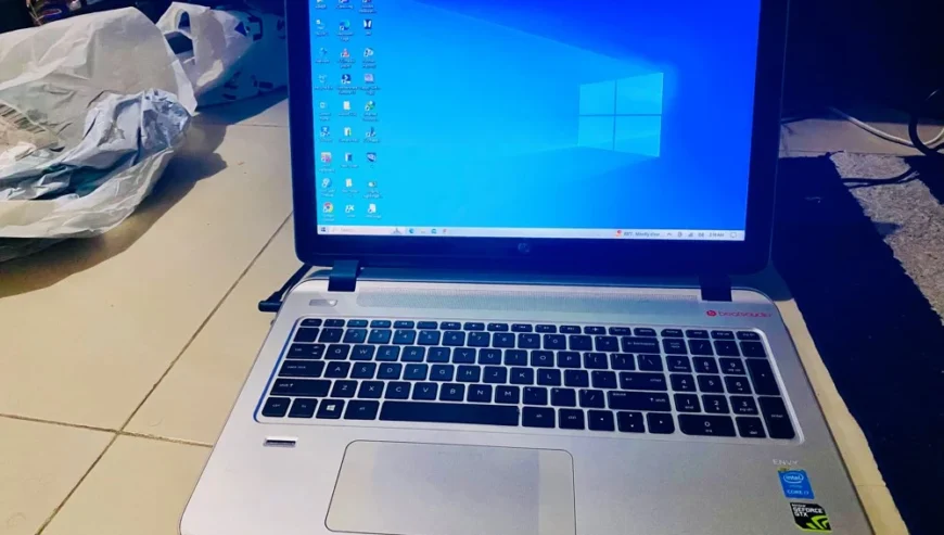 Laptop