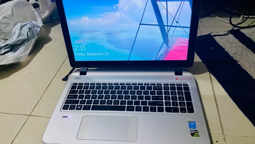 Laptop