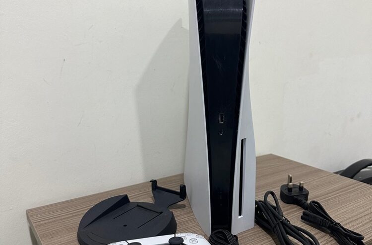 ps5 cd perfect condition