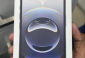 APPLE IPHONE 16e 128GB/ 256GB NEW