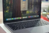 APPLE MACBOOK PRO M2 256GB