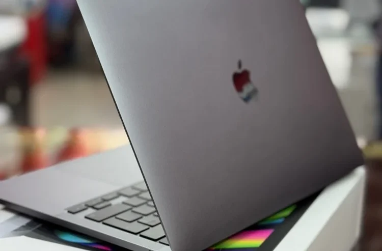 APPLE MACBOOK PRO M2 256GB