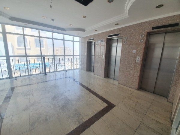 2,3 bhk nice location bin Mahmoud