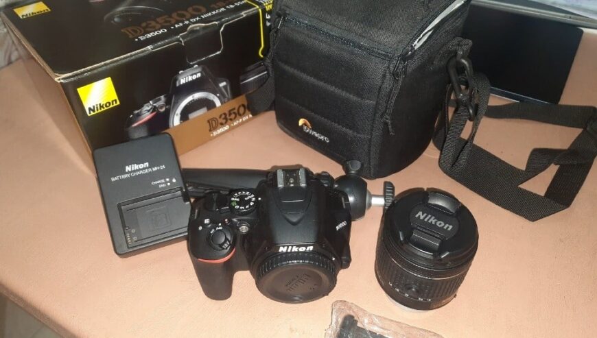 Nikon D3500