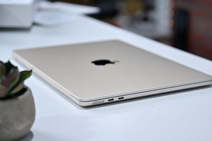 Apple MacBook Air M2