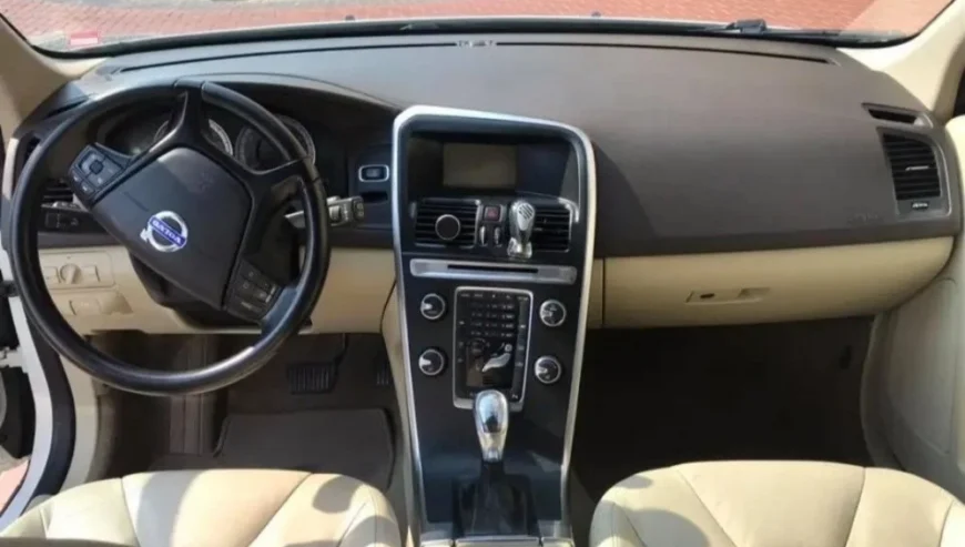VOLVO XC 60
