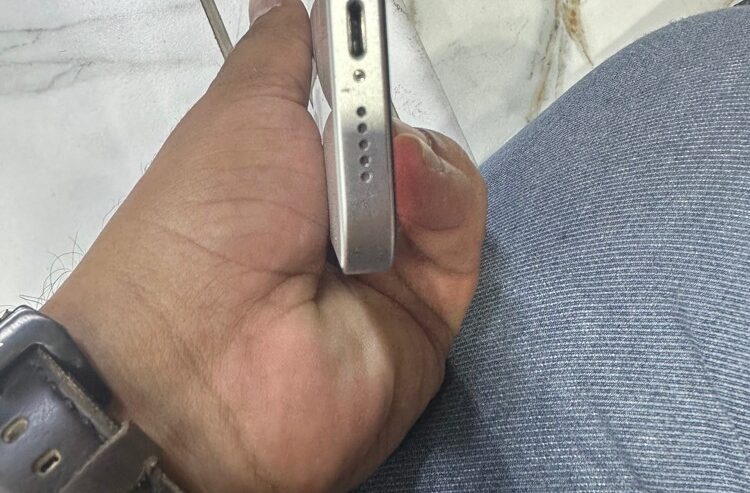 used iphone 12 -128 gb