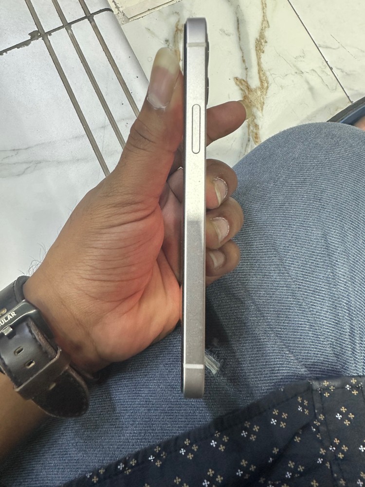 used iphone 12 -128 gb