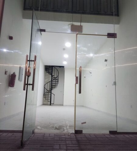 Shops and offices for rent.