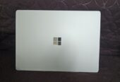 Microsoft Surface Laptop