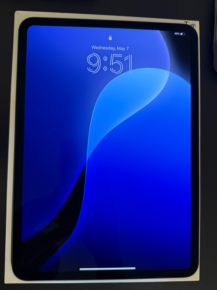 iPad Pro 11 M4 + Magic Keyboard