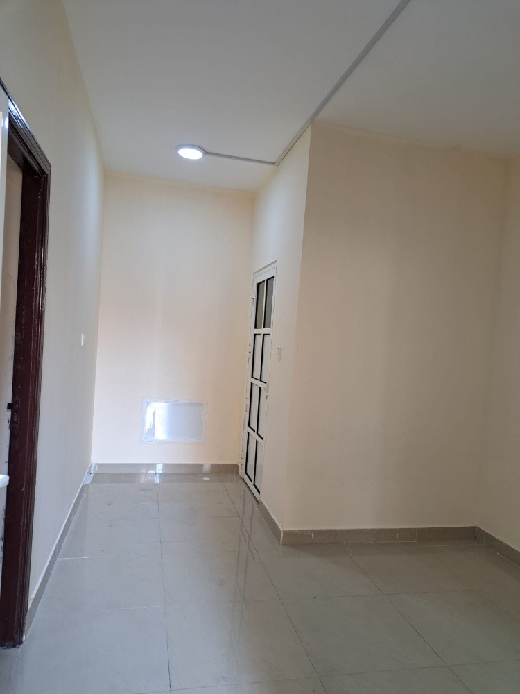 For rent apartment in Al-Aziziyah