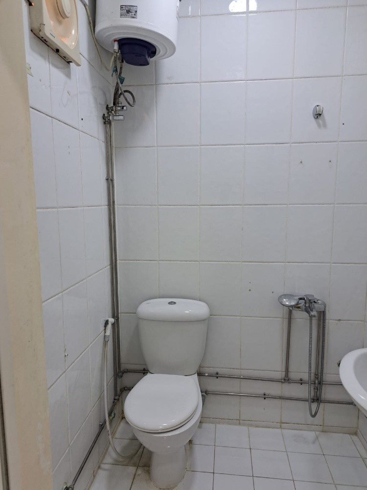 For rent apartment in Al-Aziziyah