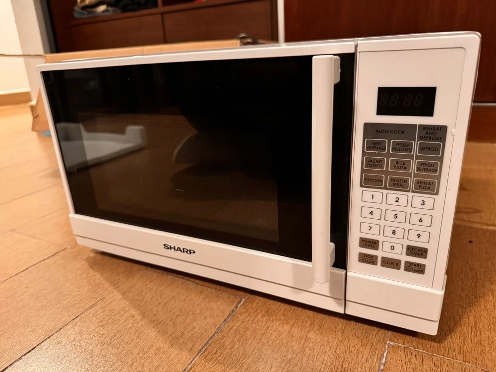 Sharp R-20GHM Microwave oven
