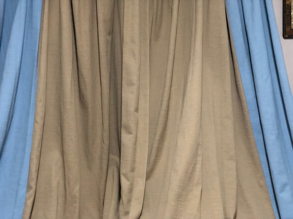 Curtain
