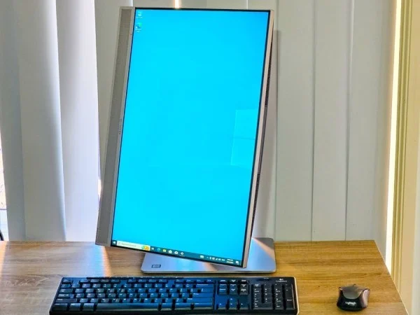 HP 800 G4 All-In-One PC-i7