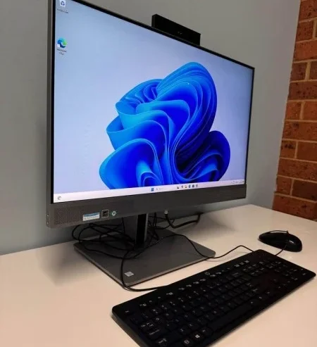 HP 800 G4 All-In-One PC-i7