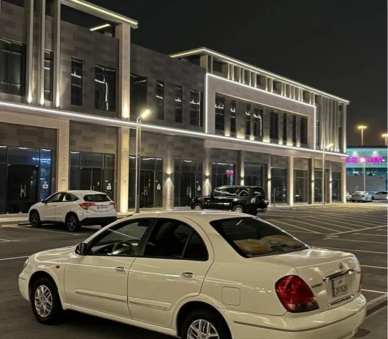 nissan sunny