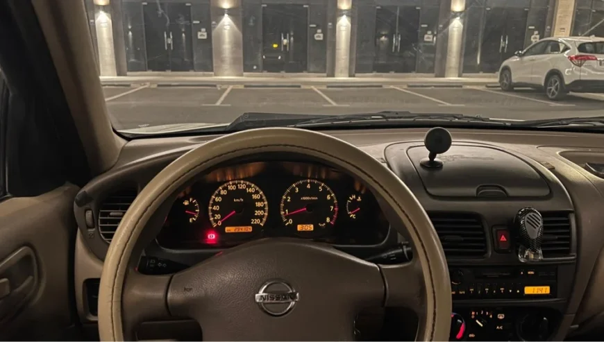 nissan sunny