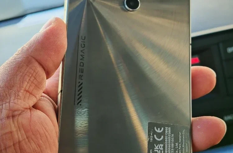 RED MAGIC 8S PRO 16GB+10GB RAM 25