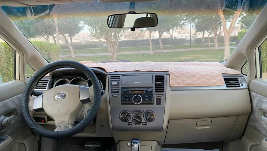 Nissan Tidda SE model 2008