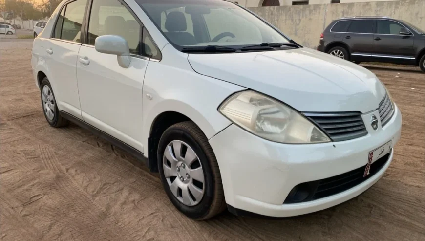 Nissan Tidda SE model 2008