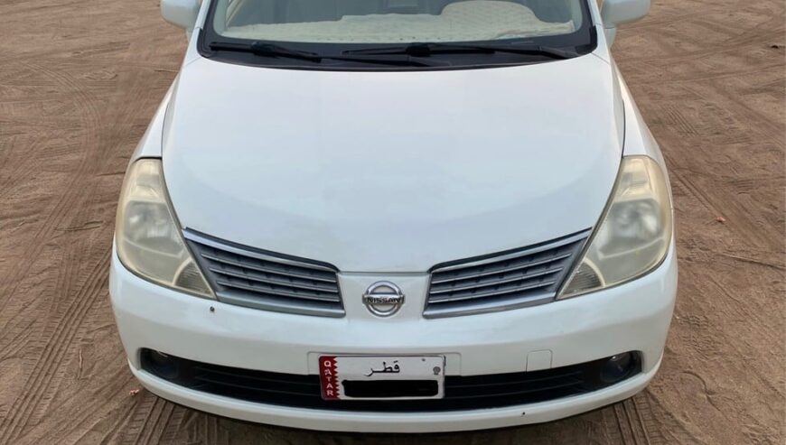 Nissan Tidda SE model 2008