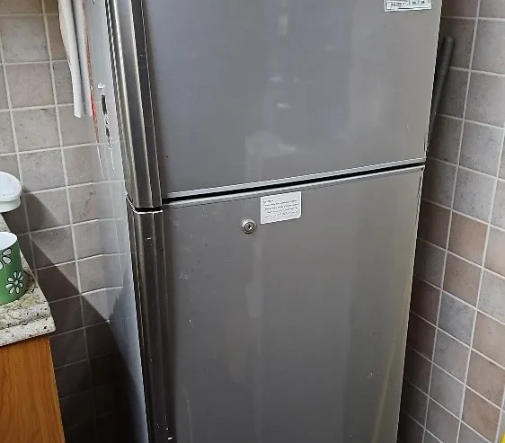 Hitachi Refrigerator