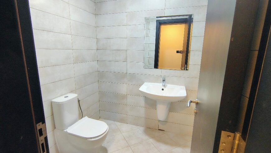 1 BHK unfurnished