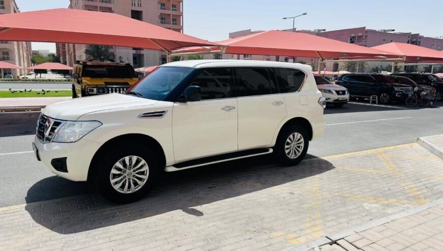 Nissan patrol XE 2017
