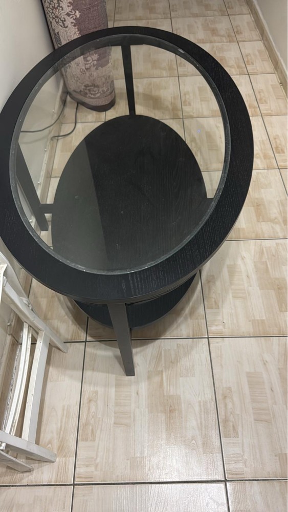 Dining table for sale