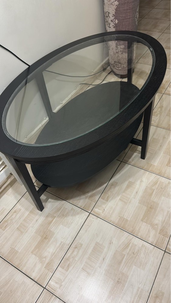 Dining table for sale