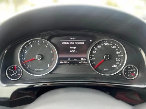 Volkswagen Touareg