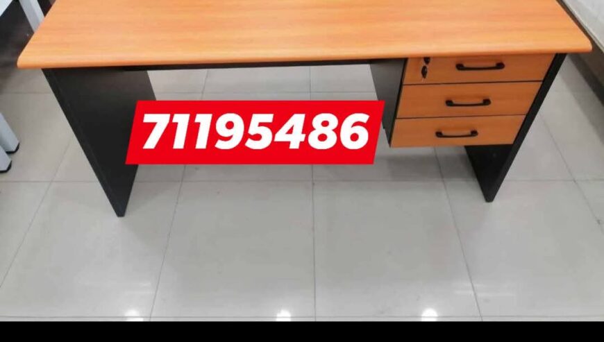 New office Desk chairs 🪑 File 🗃️🗄️ cabinet available