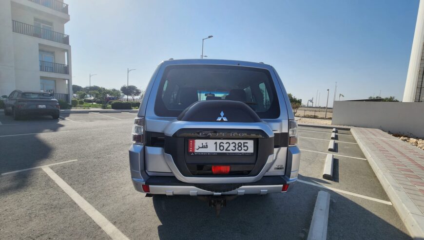 🔥 2016 Mitsubishi Pajero GLS– For Just QAR 38,000! 🔥