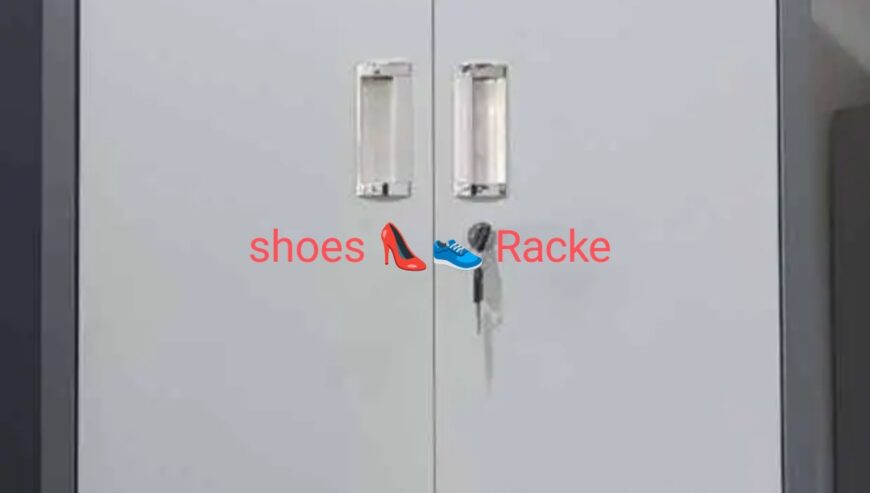 Shoes 👠👟👠👟 Racke stock available