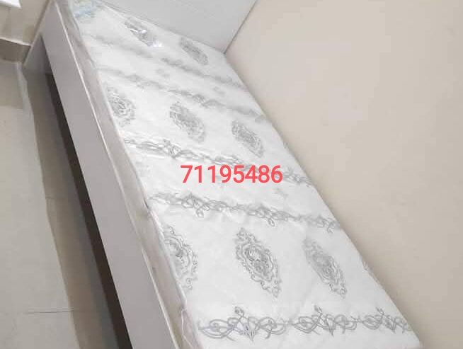 All new mattress Bed 🛏️ fame available