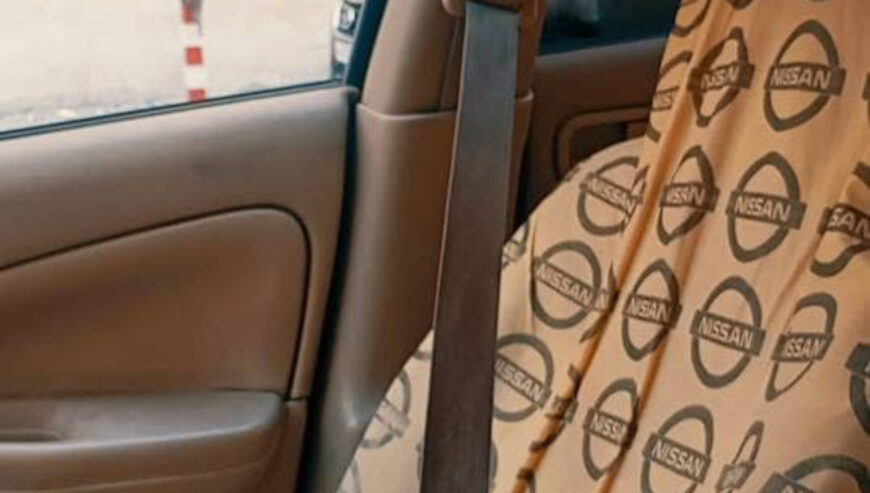 Nissan Sunny 2005