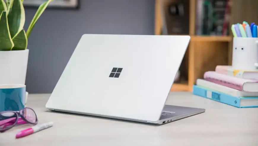 Microsoft Surface Laptop