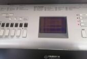 Yamaha Dgx 530 (electronic piano)