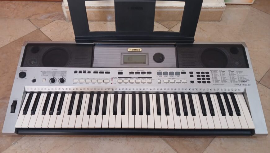 YAMAHA PSR I455 DIGITAL KEYBOARD