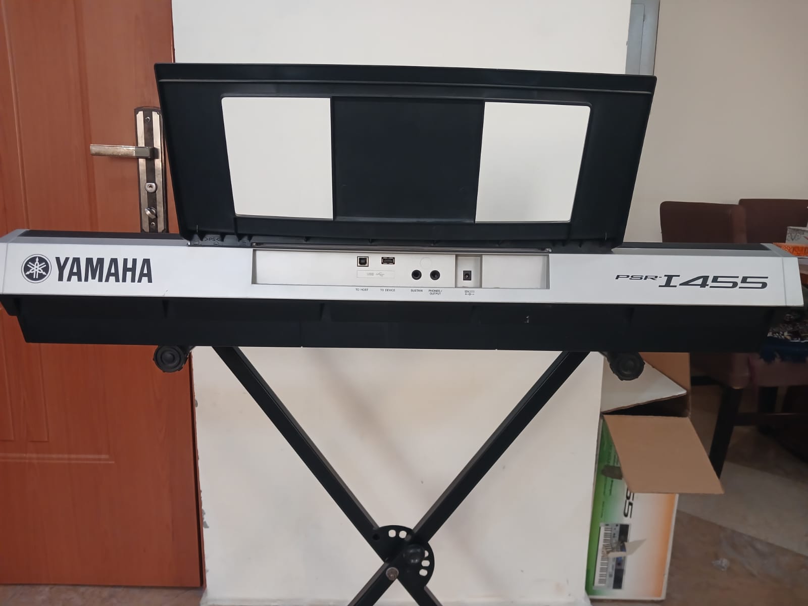 YAMAHA PSR I455 DIGITAL KEYBOARD