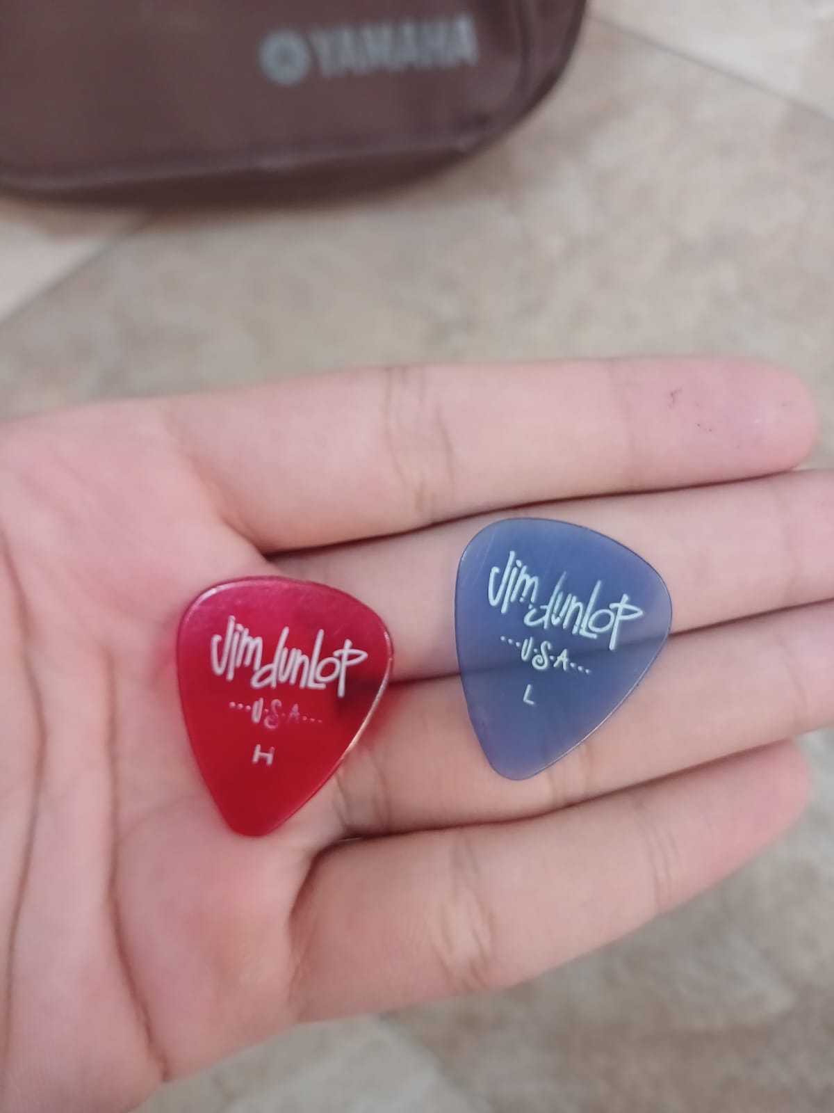 YAMAHA GUITAR JUNIOR EL460