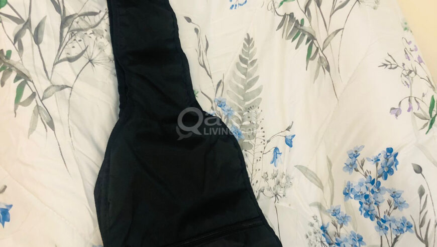 Brand New Accoustic Guitar – 38Inch Size Available Now