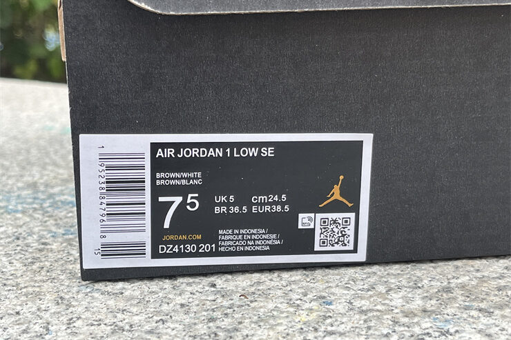 Air Jordan 1 Low SE “Brown Elephant”