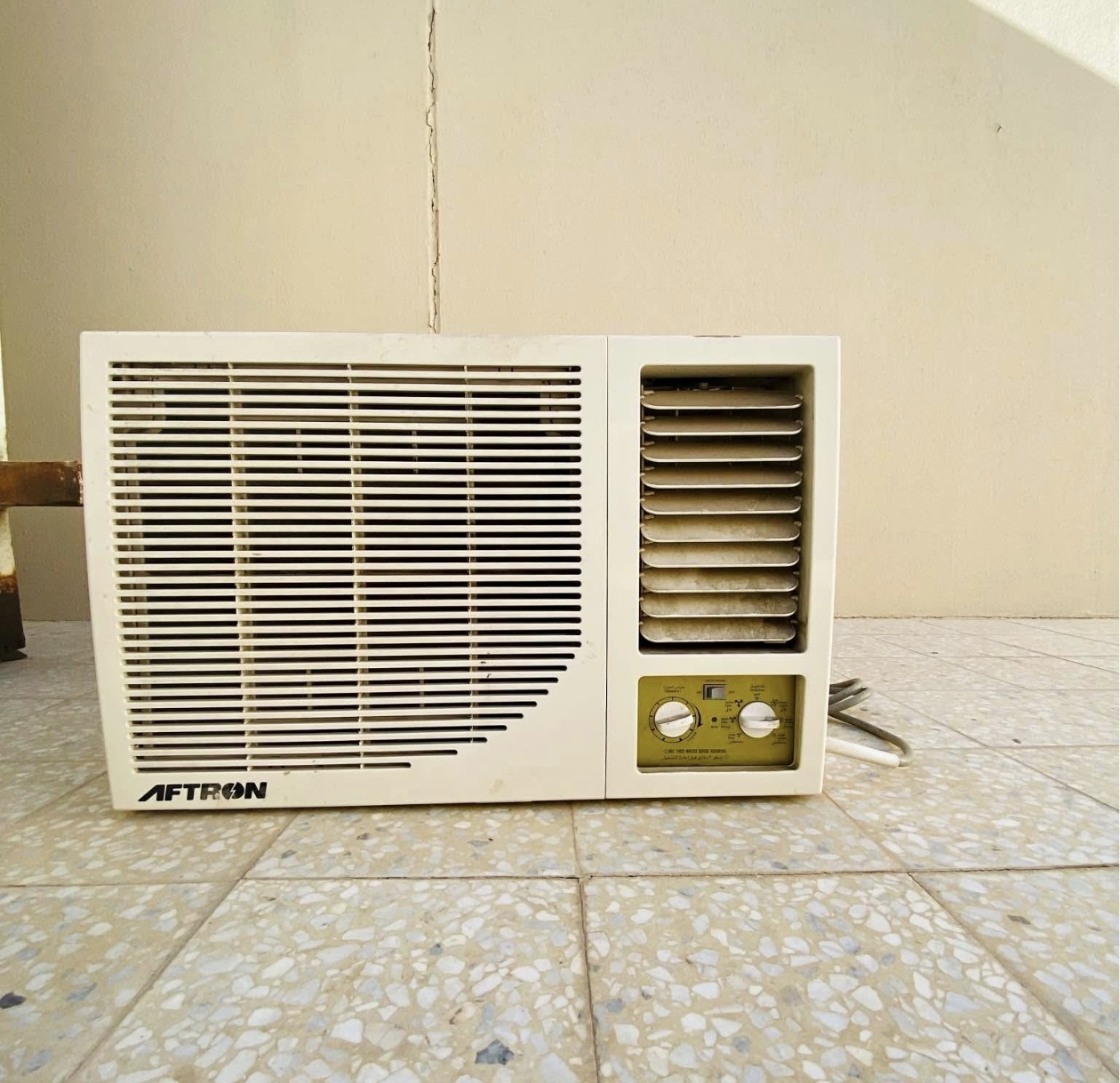 used Window ac for sell call me 30375744