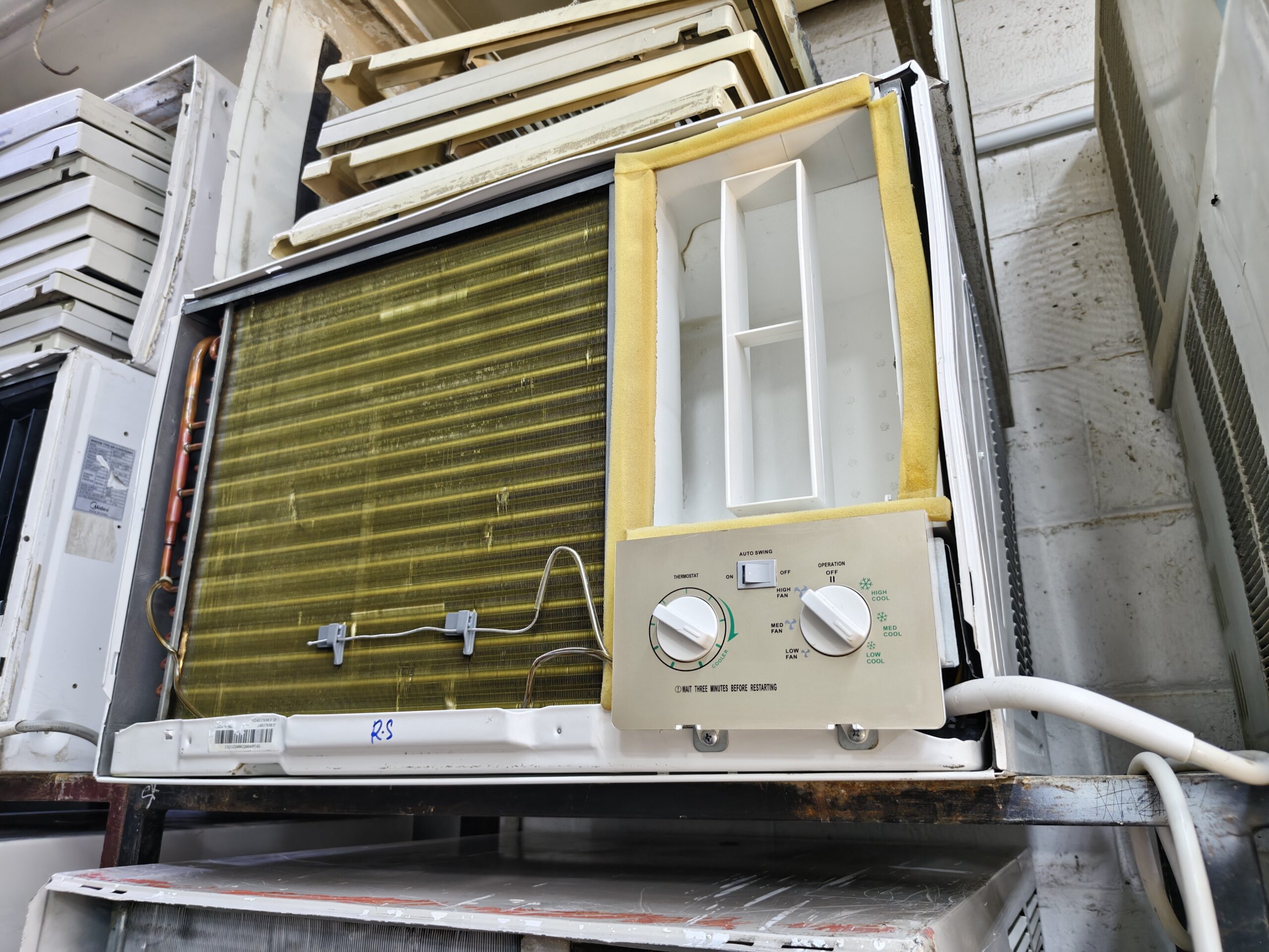 urgent sell ac call me 30375744