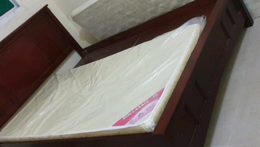 Queen Size Bedframe